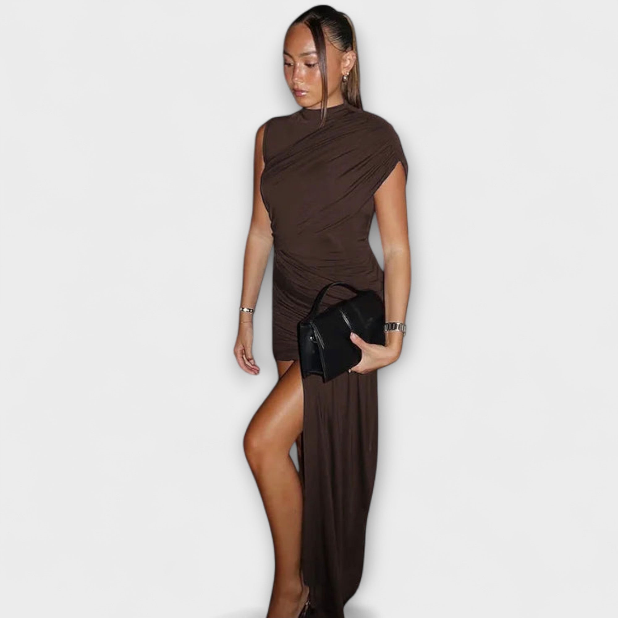 Lila - Stilvolles, figurbetontes Kleid mit rundem Ausschnitt und Falten