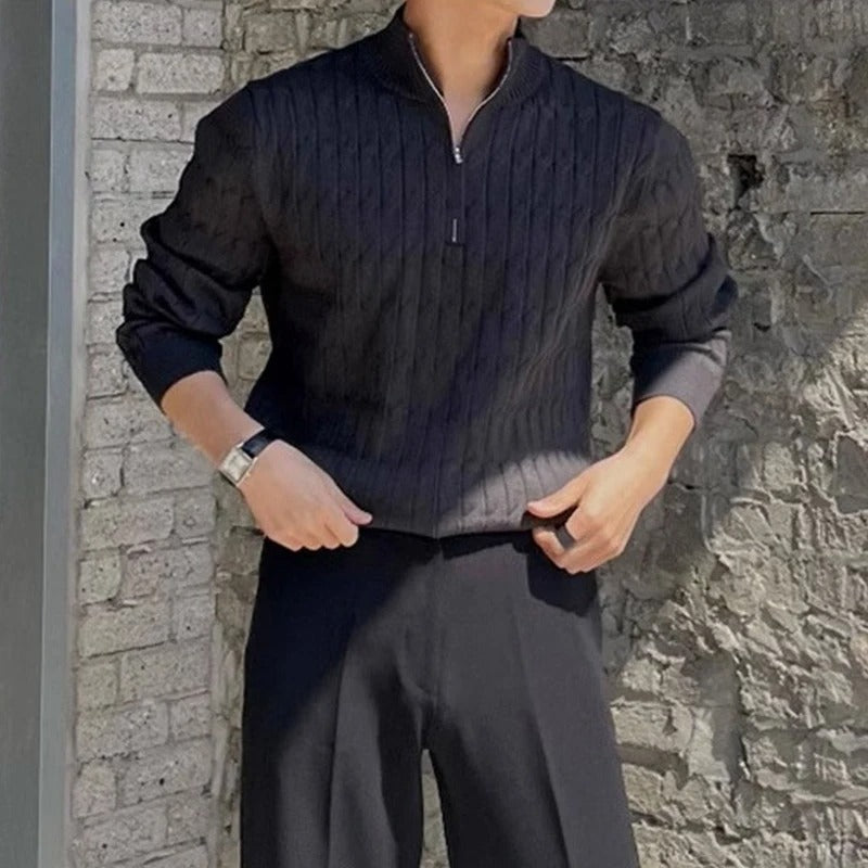 Gepäckter Weißer Pullover